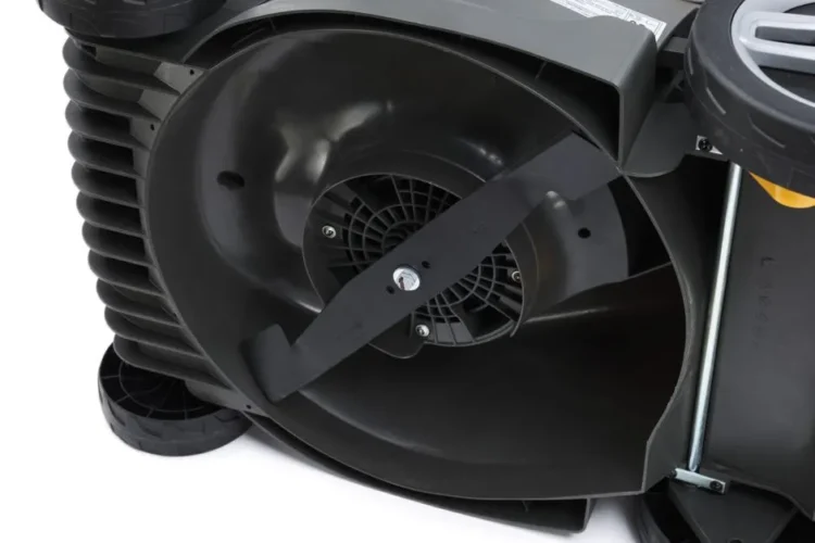 0cdc8fa34cc83fcb2141176ca645d4318fb0_Combi340eKit_294386068ST2_detail02_web.webp Stiga Combi 340E Ink batteri og lader