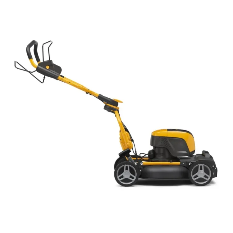 7a359fa3e62253101ddeabd4a65fb1979_MULTICLIP547eSkit_298472058ST1_full04_web.webp Stiga Multiclip 547e S Ink batteri og lader