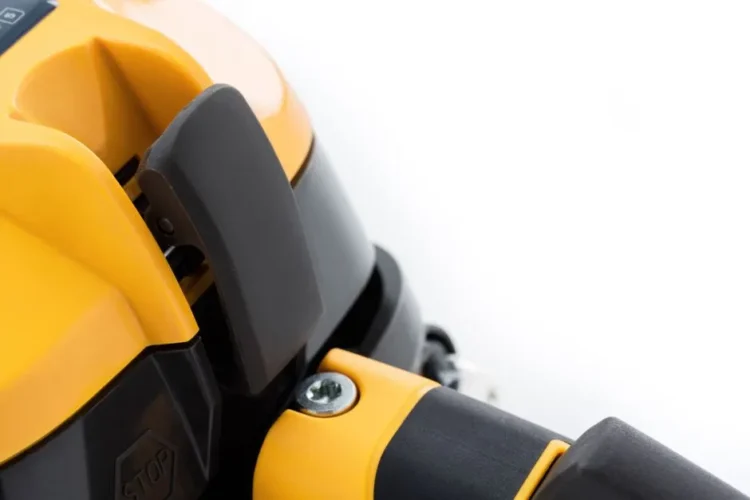 b4bf6ab2dd96ae3f002210c53615869c9a38b17e_CS540_240381402ST1_detail3_web_1.webp Stiga CS540 Motorsag