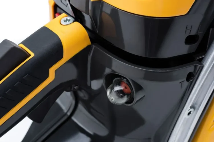 bdd08074ee0abfb78727b0555f95fd0fb8e00610_CS540_240381402ST1_detail7_web_1.webp Stiga CS540 Motorsag