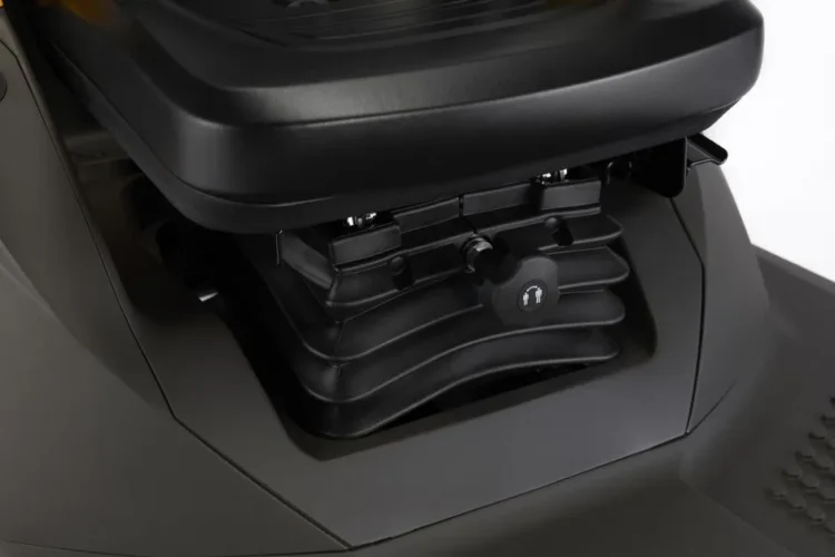 f27e919b0baa601f1884ca7fae12e0ecb00_GYRO900e_2F7064705ST1_detail01_ecommerce.webp Stiga Gyro 900E Batteri